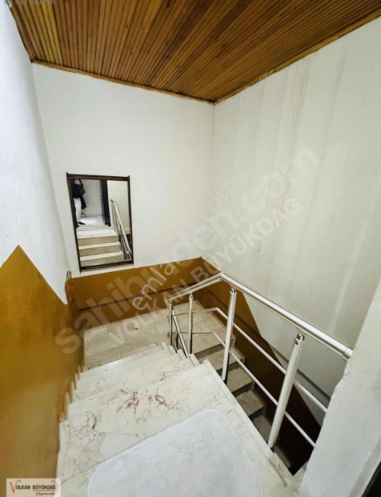 Bağlarbaşın'da Parka Cephe Satılık Kat Mülkiyetli 3 Katlı Bina - Görsel 13