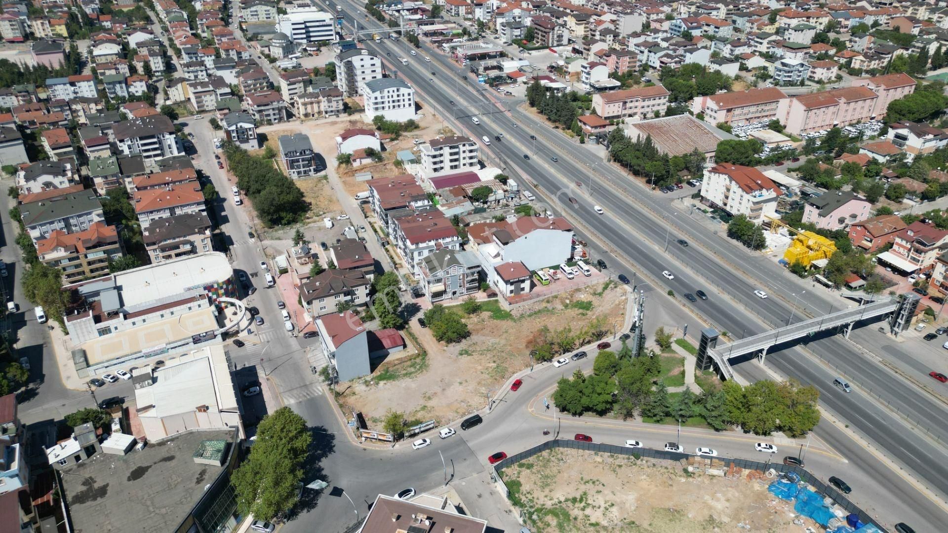 Derince 60 Evler Emsalsiz 2.220 M² Köşe Parsel Ticari İmarlı Satılık Arsa