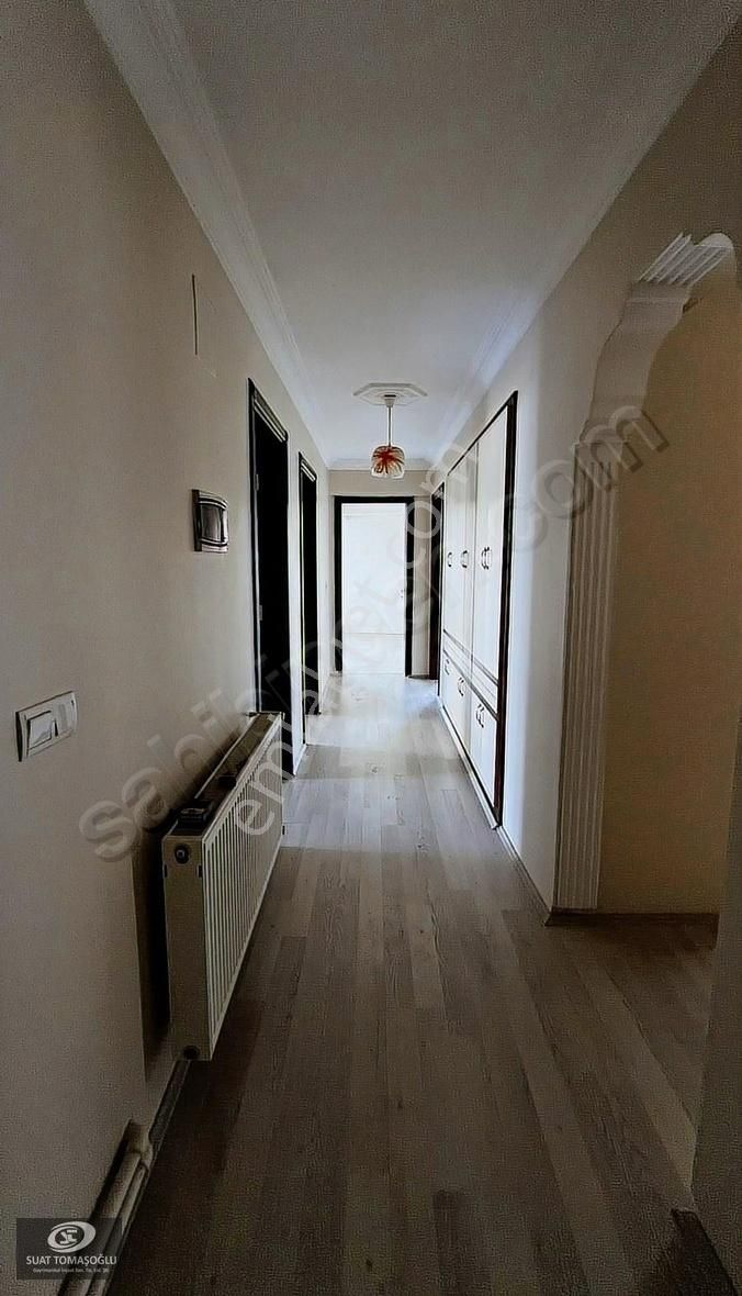 Fesleğen Mahallesi'nde Kiralık 3+1 130 M2 Daire