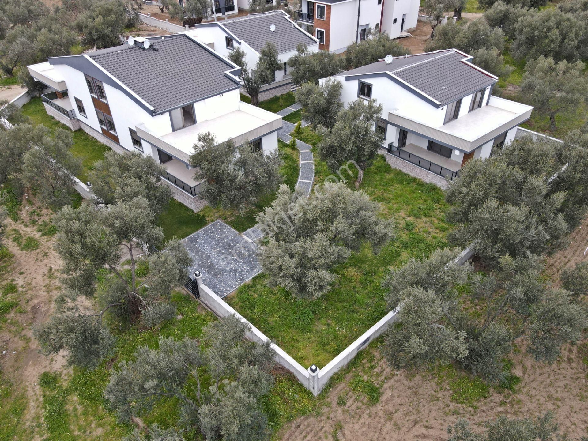 Altınoluk Un Göz Alıcı Doğasıyla Çevrili Lüx 4+1 Villa - Görsel 23