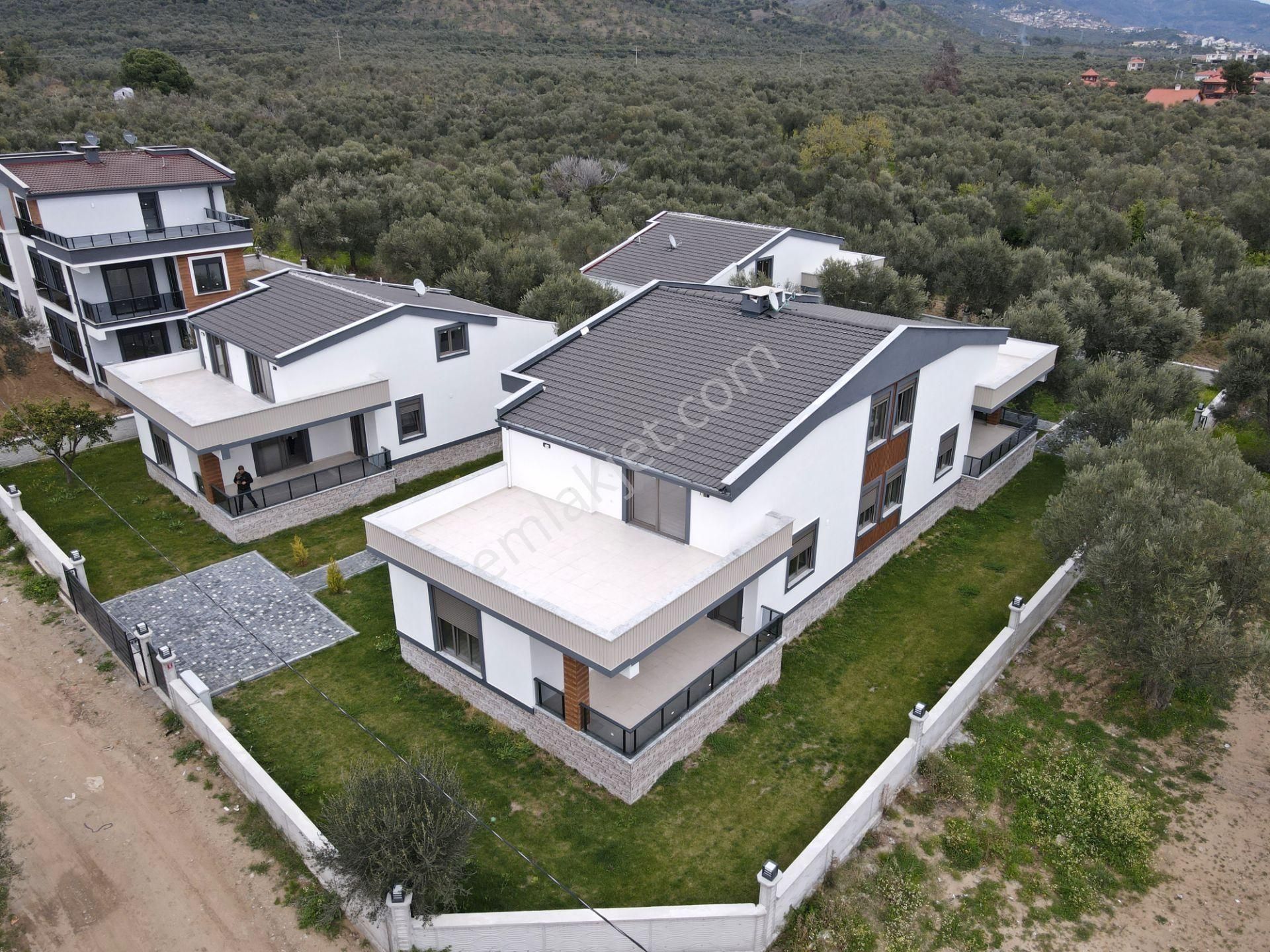 Altınoluk Un Göz Alıcı Doğasıyla Çevrili Lüx 4+1 Villa - Görsel 12