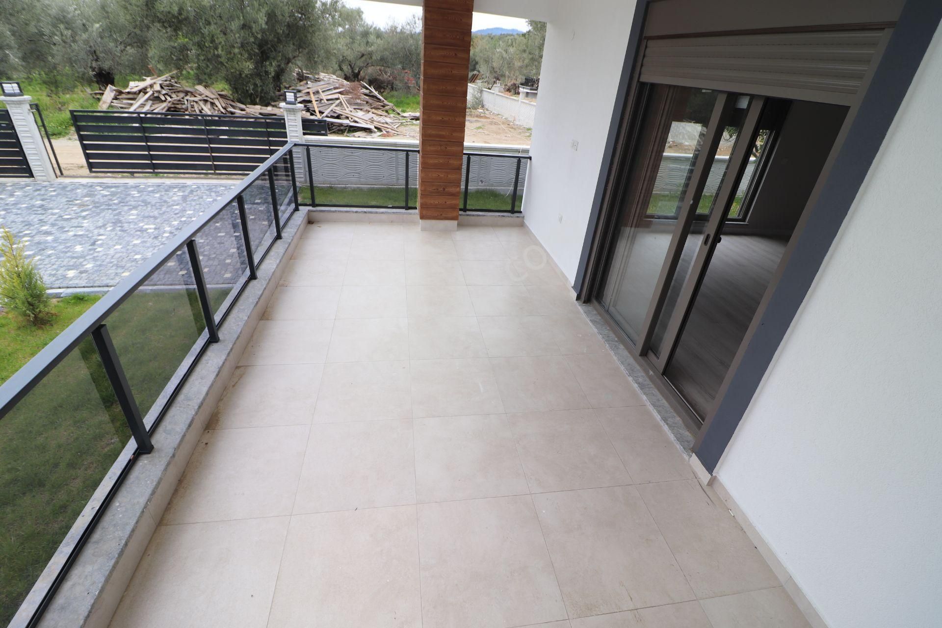 Altınoluk Un Göz Alıcı Doğasıyla Çevrili Lüx 4+1 Villa - Görsel 11