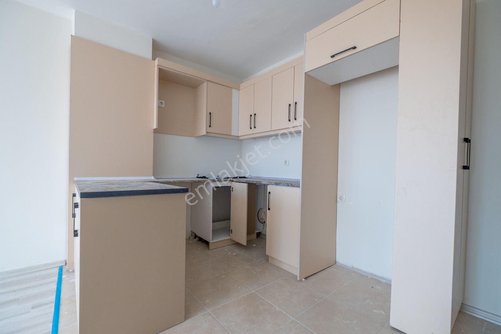 Akevler Mahallesinde Satılık Amerikan Mutfak 1+1 Daire - Görsel 4