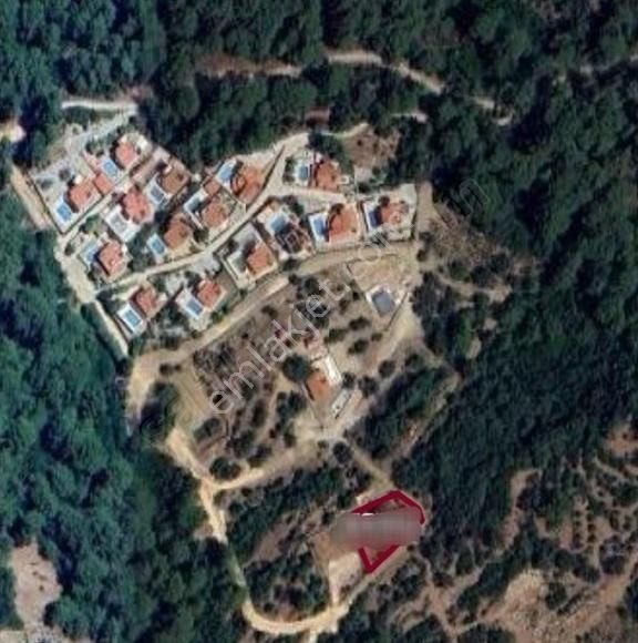 Mercan Gayrimenkul'den Yeşilüzümlü'de 750m2 Tek Tapu Arsa