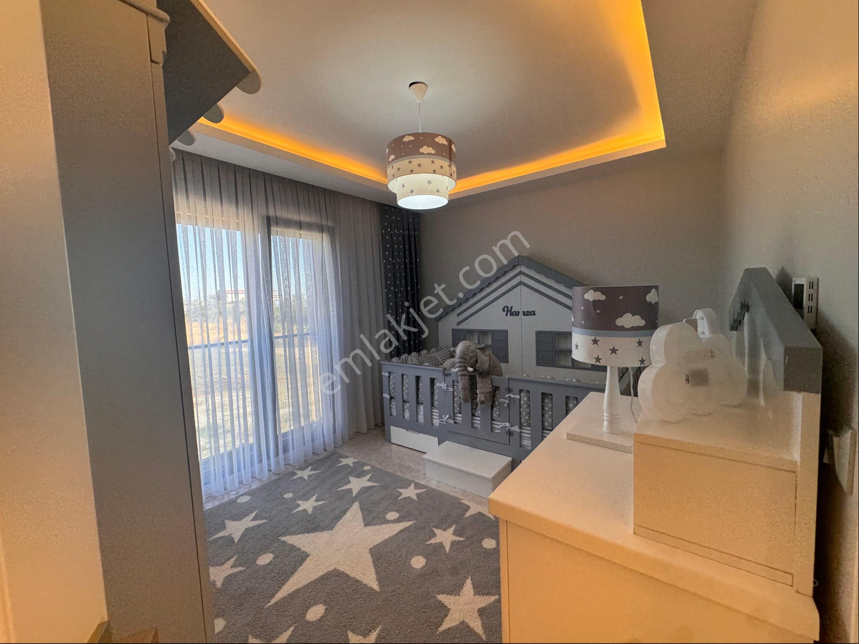 Büyükçekmece Kumburgaz'da Deniz Manzaralı Havuzlu 7+1 Ultra Lüks Villa - Görsel 25