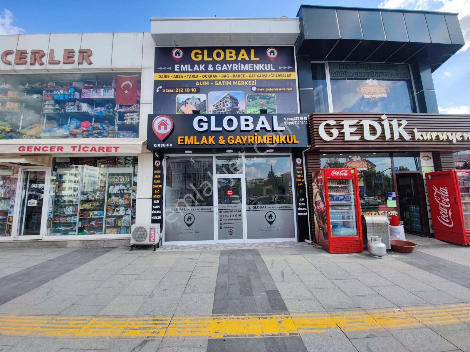 Global'den Boztepe'de 3 Parça Köşe Başı Satılık İmarlı Arsalar - Görsel 9
