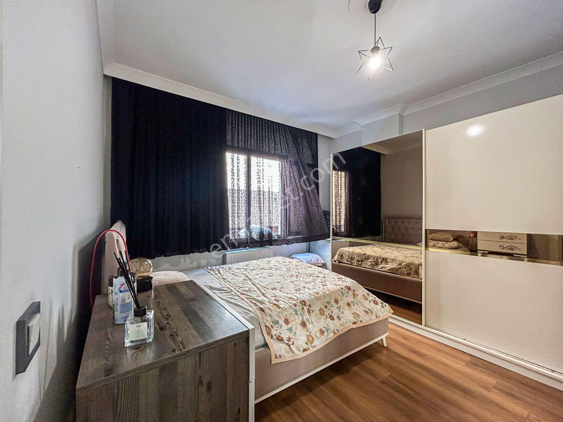 Marcity'den K.çekmecede Starcity Yakını 2+1 Daire - Görsel 16