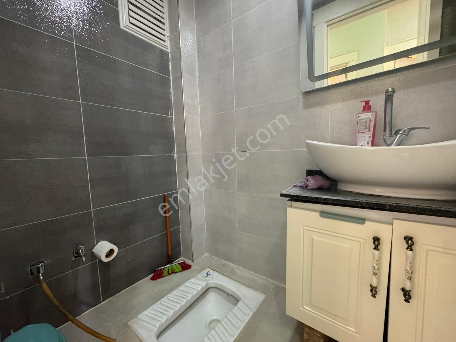 Fıstıklık'da Fırsat Daire Yüksek Giriş 2+1 - Görsel 15