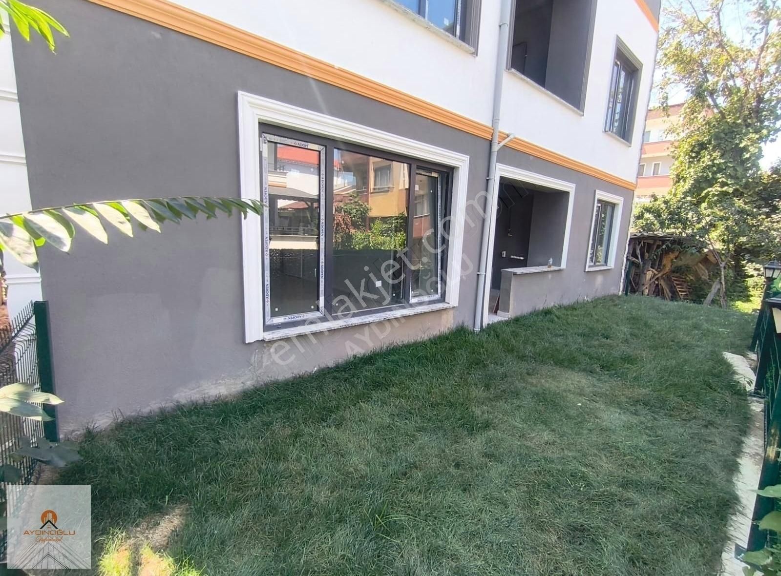 **sıfır Yerden Isıtma Bahçe Kullanımı Mutfak Ayrı 3+1 Daire**