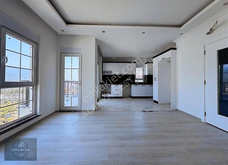 Çıplaklı'da 2+1 Deniz Manzaralı 120 M2 Sıfır Dubleks Daire