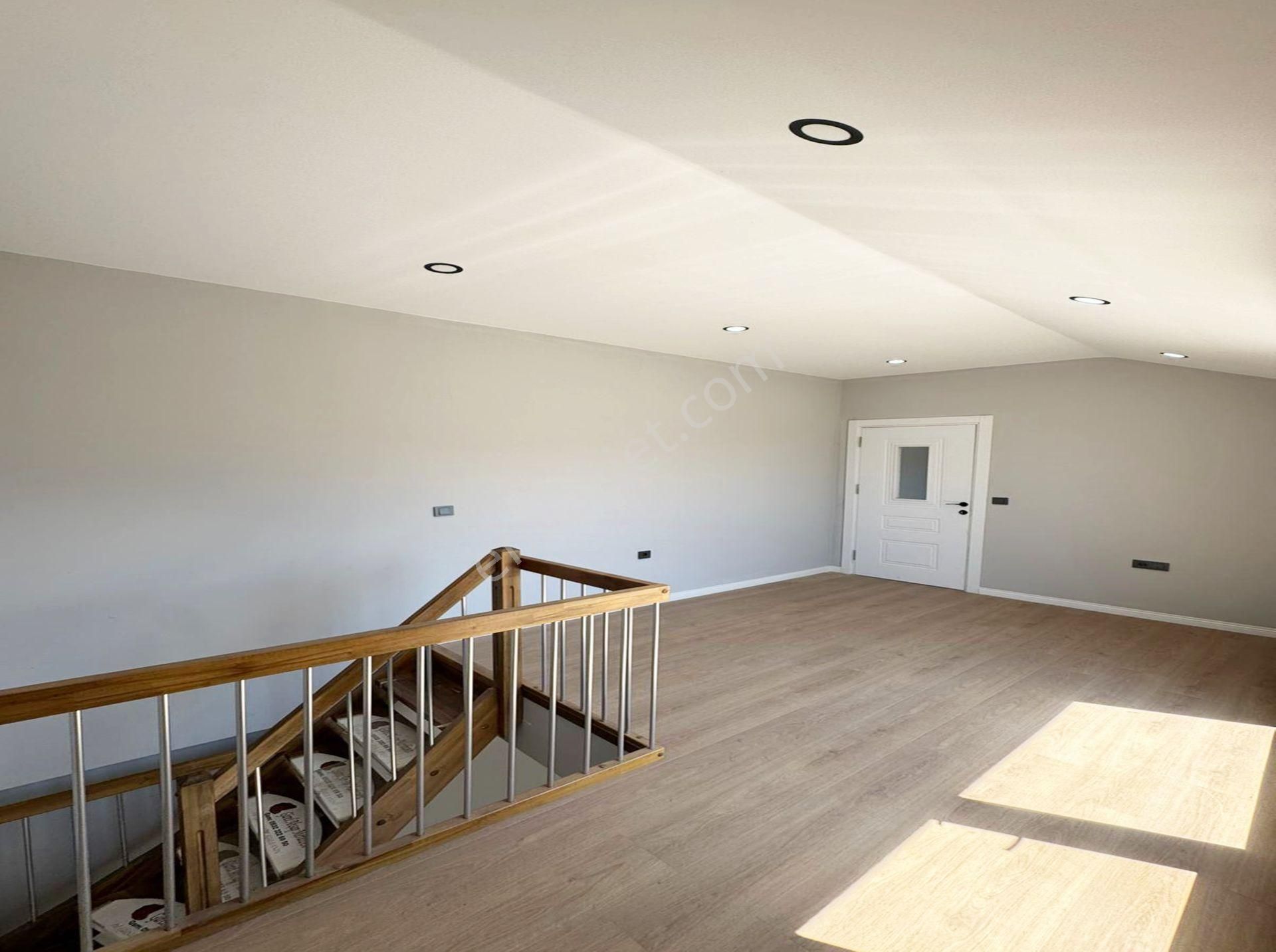 Vira Yapı'dan Beylikdüzü Yaşam Vadisi Manzaralı 3+2 Satılık Dubleks Daire ! - Görsel 9