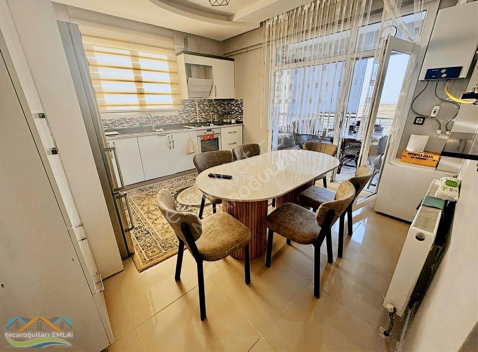 Necaroğullarından Fabrika Mah İki Daire Üzeri 3+1