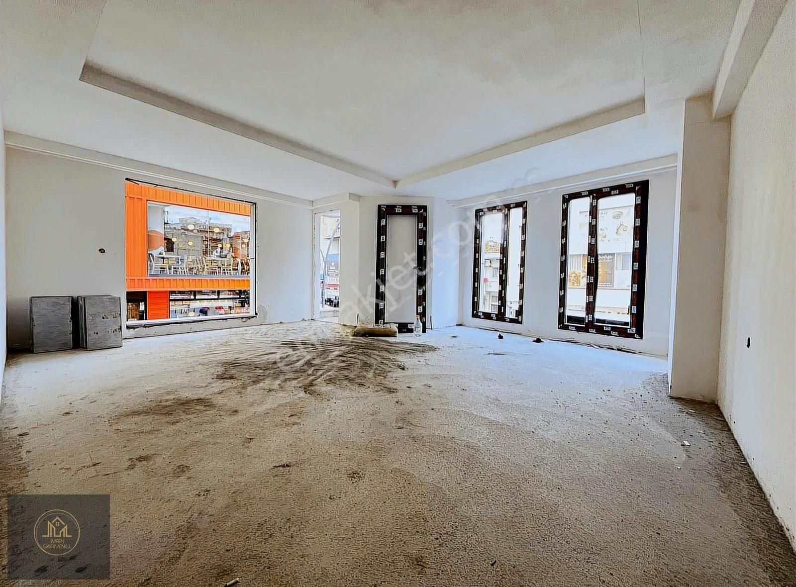 İmren Gayrimenkulden Kiralık Dükkan İşlek Cadde Üzerinde