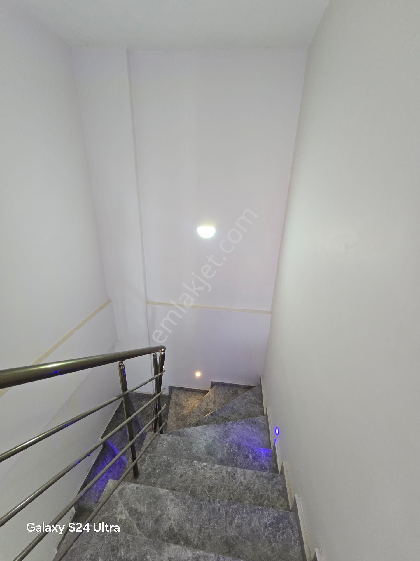 Güzelçamlı’da Denize Yürüme Mesafesinde Tek Müstakil Bağımsız 4+1 145m2 Geniş Bahçeli Lux Villa - Görsel 28
