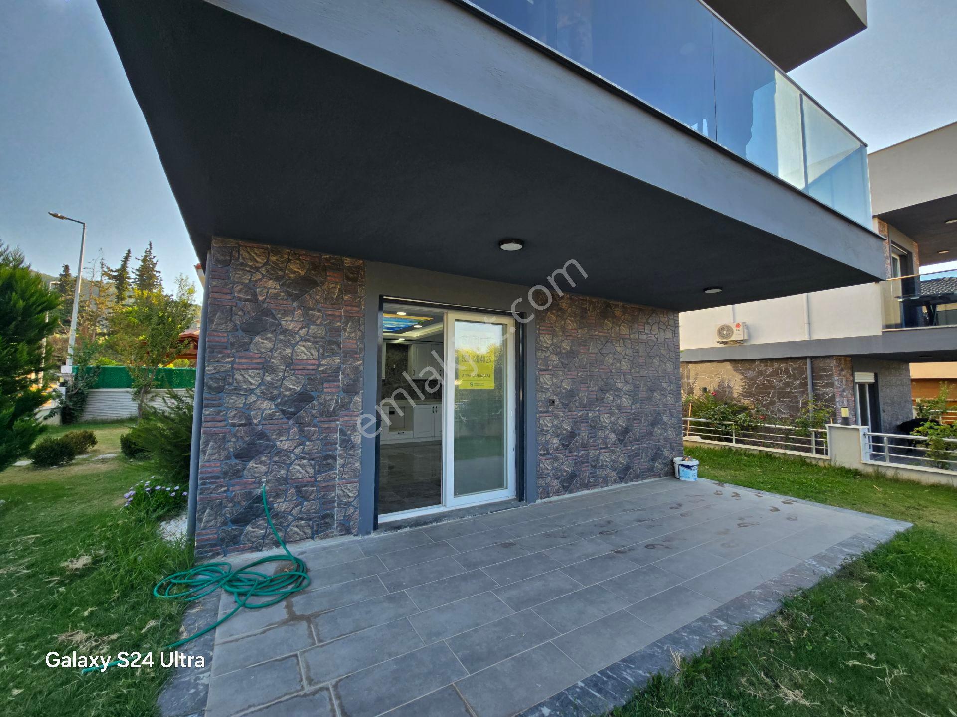 Güzelçamlı’da Denize Yürüme Mesafesinde Tek Müstakil Bağımsız 4+1 145m2 Geniş Bahçeli Lux Villa - Görsel 32