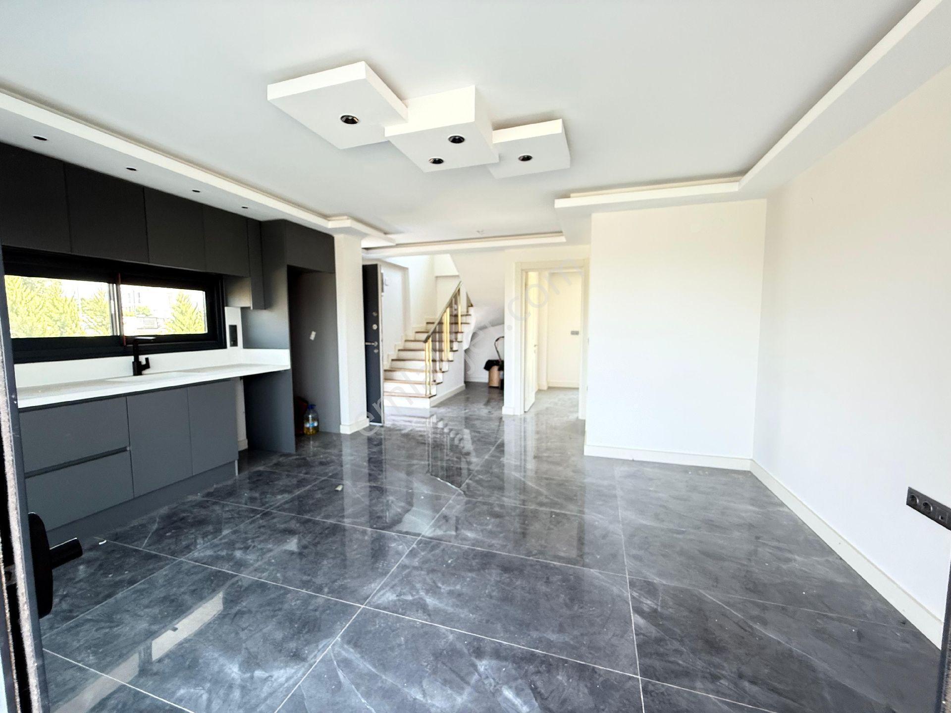 Davutlarda Tek Müstakil Özel Havuzlu Ve Araç Otoparklı 4+1 140m2 Lux Villa - Görsel 25