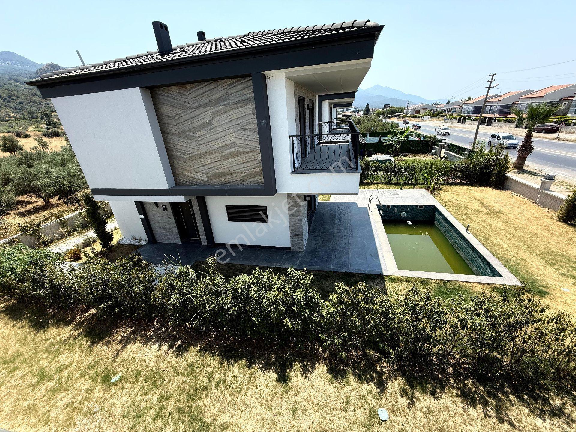 Davutlarda Tek Müstakil Özel Havuzlu Ve Araç Otoparklı 4+1 140m2 Lux Villa - Görsel 21