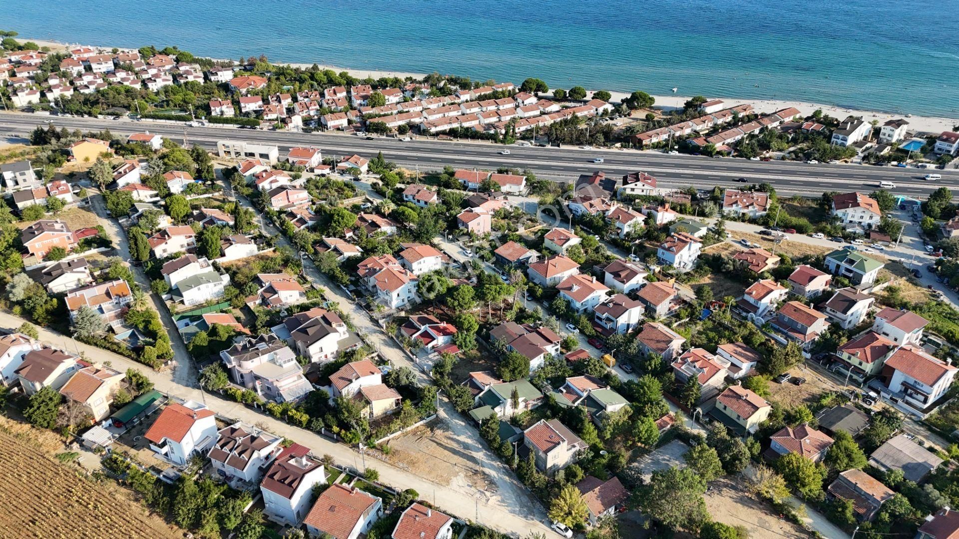 Silivri Villa Kent Site İçi Satılık 356 M² Köşe Başı İmarlı Arsa - Görsel 13