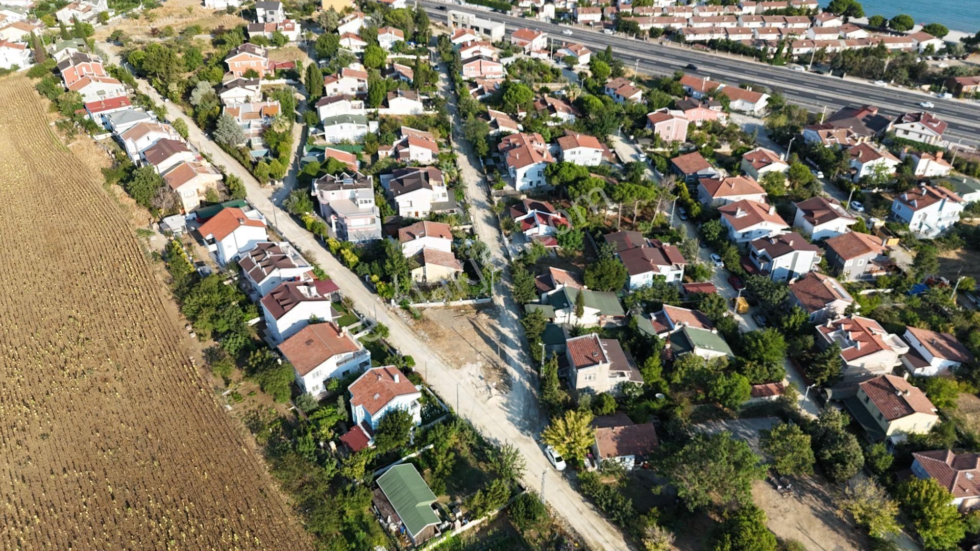 Silivri Villa Kent Site İçi Satılık 356 M² Köşe Başı İmarlı Arsa - Görsel 8