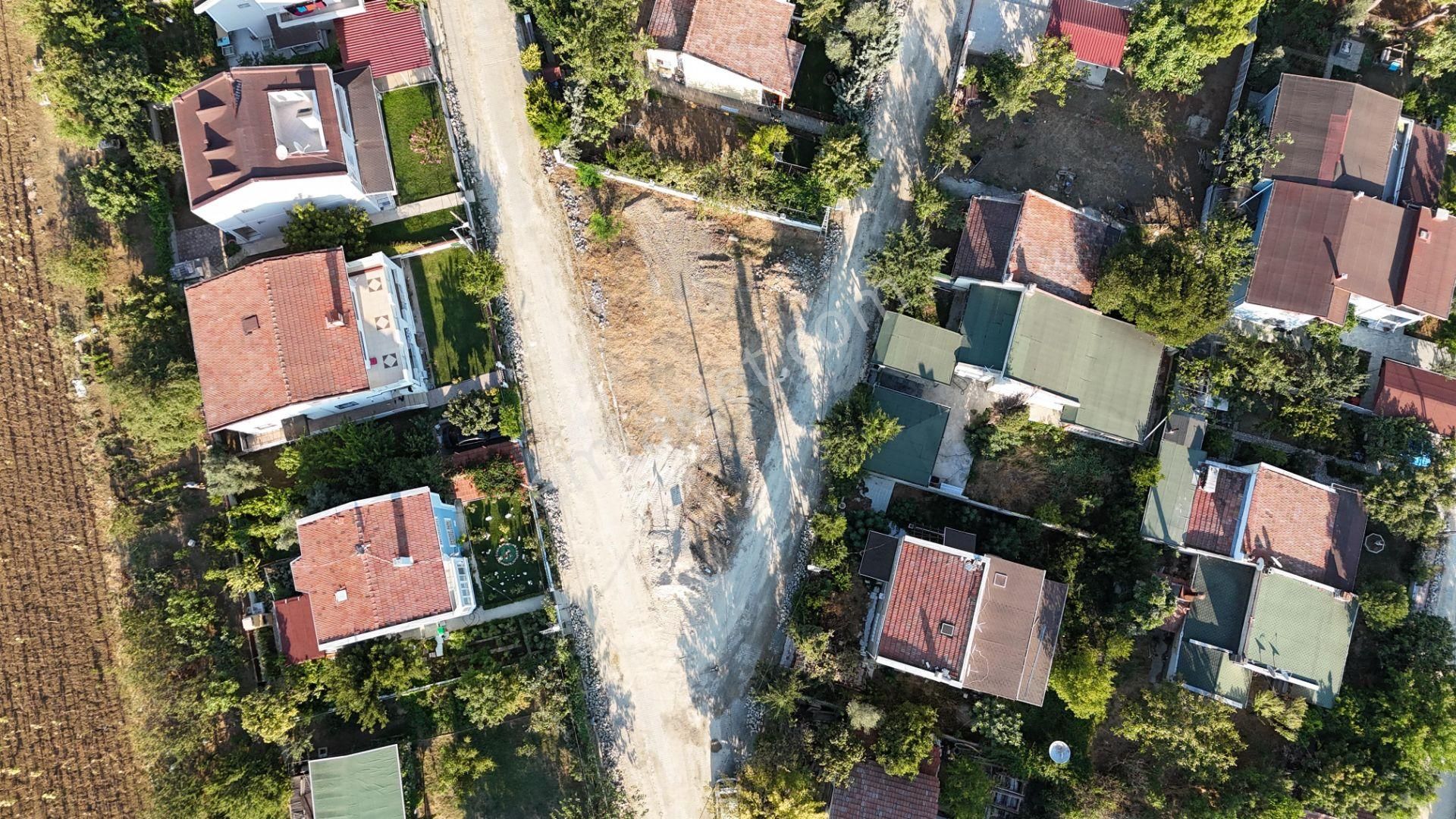 Silivri Villa Kent Site İçi Satılık 356 M² Köşe Başı İmarlı Arsa - Görsel 2