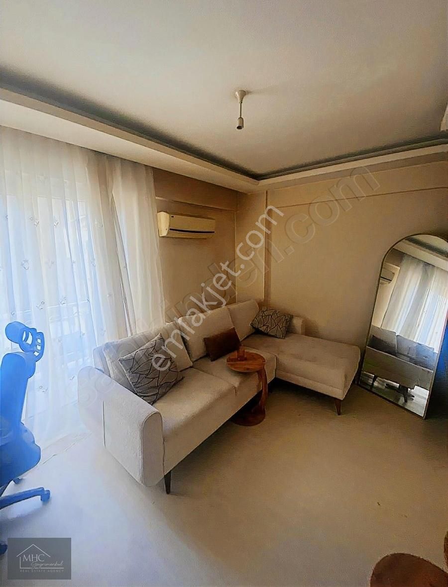 Mhc Gayrimenkul'den Kurtuluş Mah.'de Eşyalı Kiralık 1+1 Daire