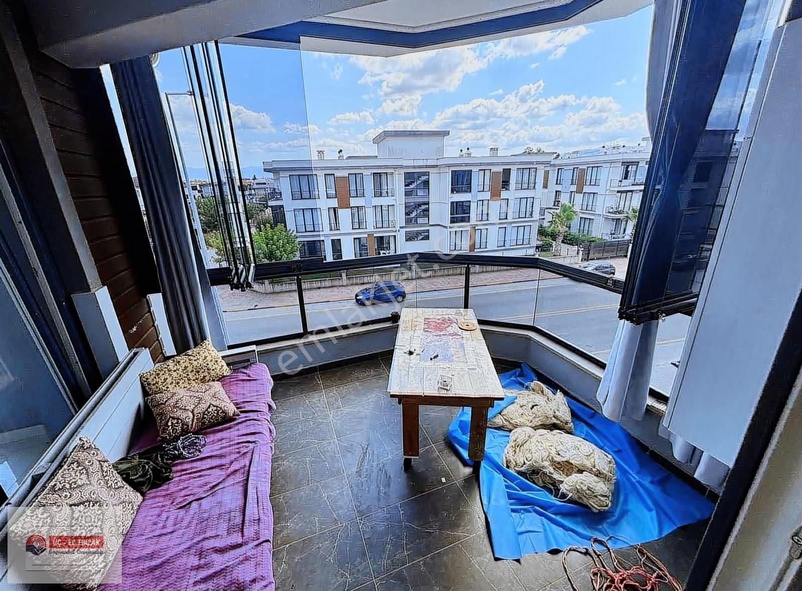 Yazlık Hasır Cad. Üzerinde Kiralık 3.kat 3+1 120 M2 Daire
