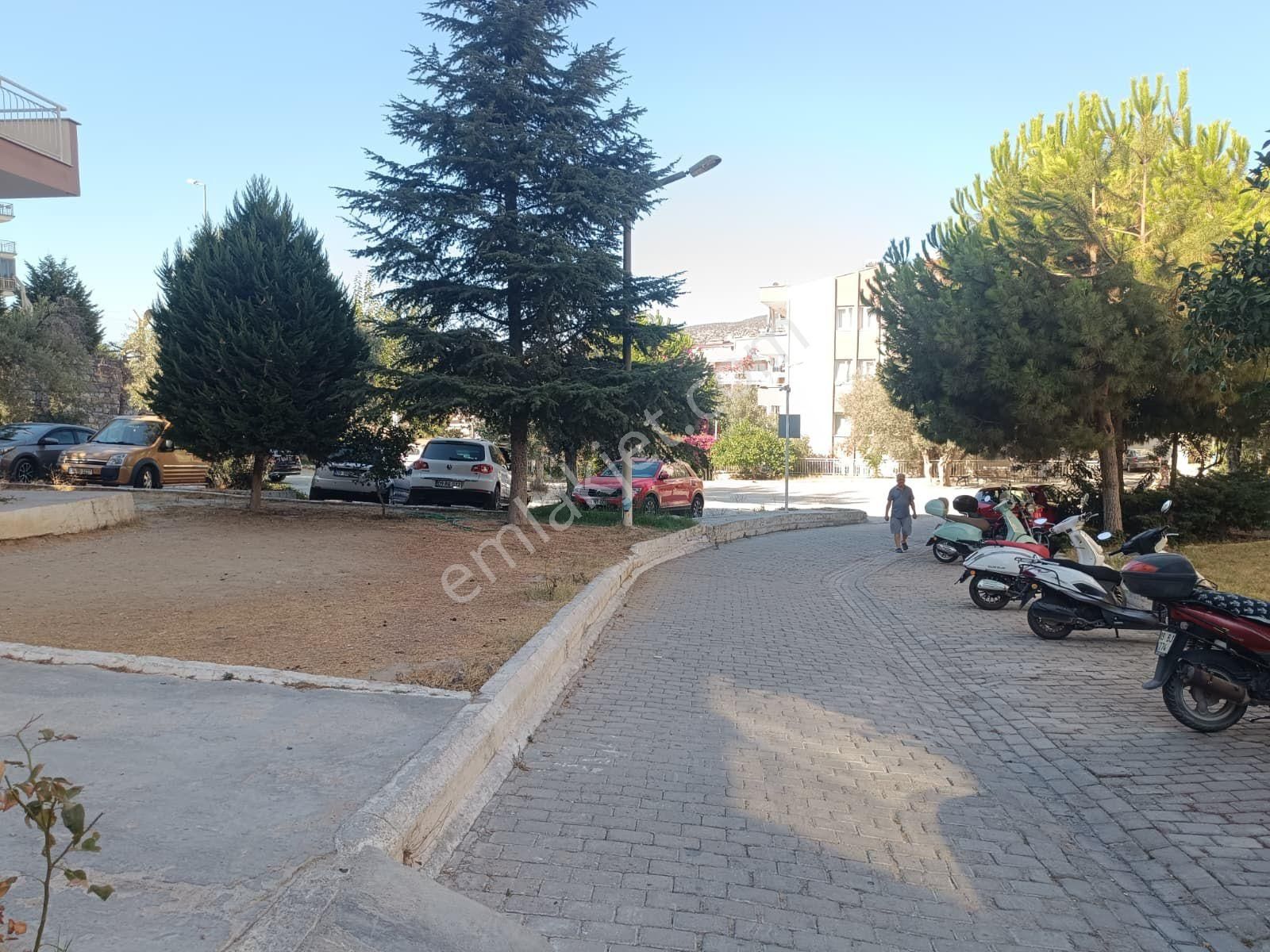 Kuşadası Merkezine Yakın Doğalgazlı Ara Kat 3+1 Daire - Görsel 8