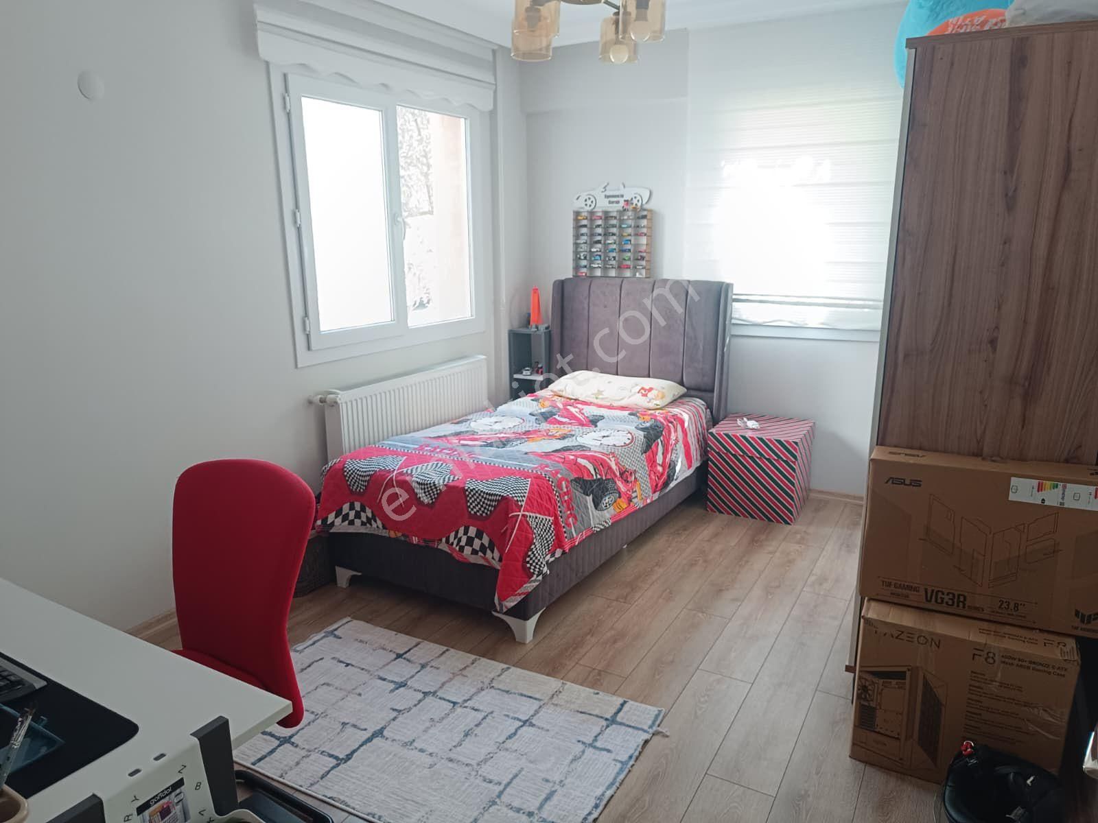 Kuşadası Merkezine Yakın Doğalgazlı Ara Kat 3+1 Daire - Görsel 31