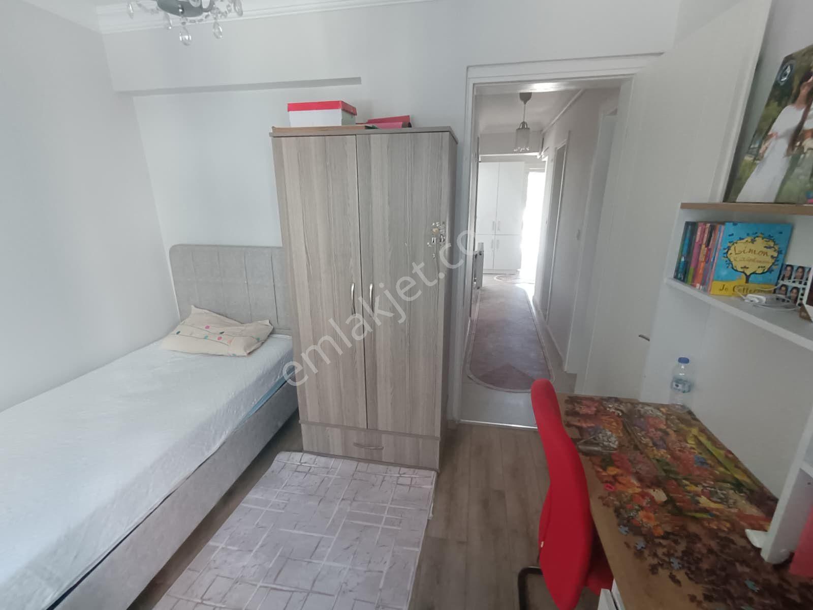 Kuşadası Merkezine Yakın Doğalgazlı Ara Kat 3+1 Daire - Görsel 28