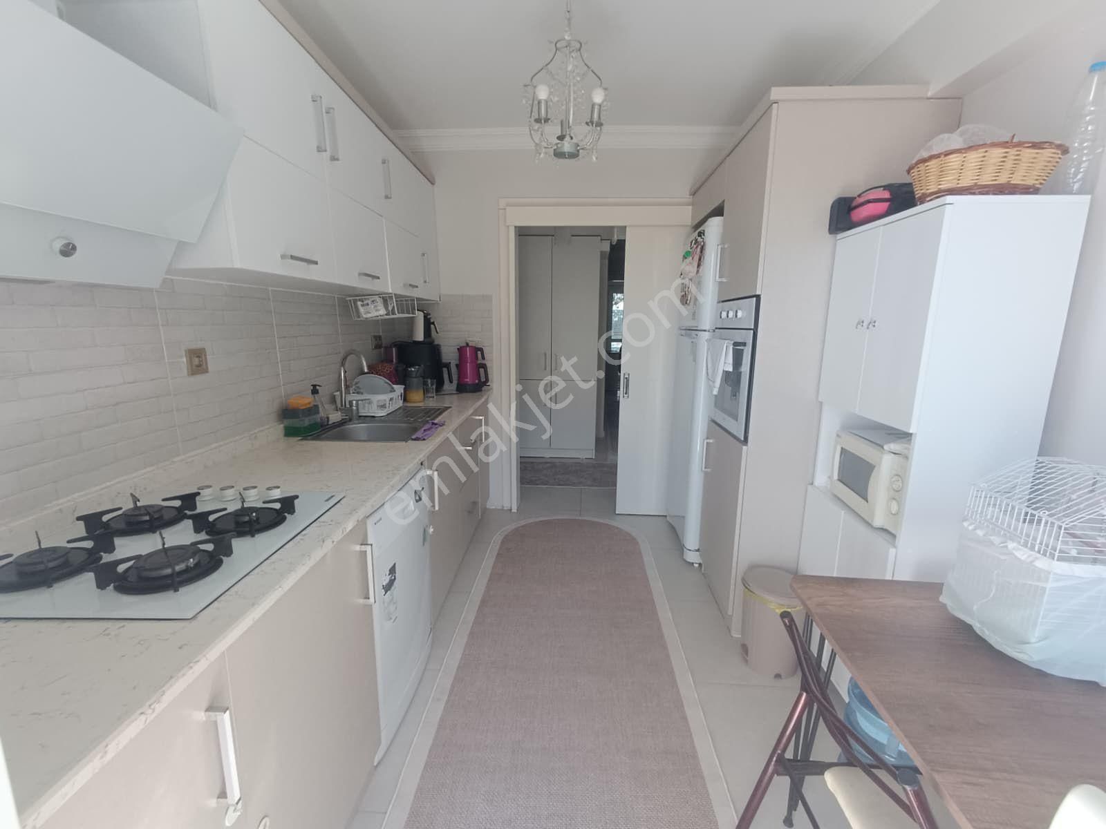 Kuşadası Merkezine Yakın Doğalgazlı Ara Kat 3+1 Daire - Görsel 22