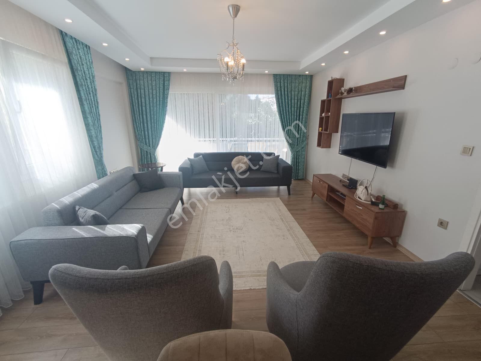 Kuşadası Merkezine Yakın Doğalgazlı Ara Kat 3+1 Daire - Görsel 13