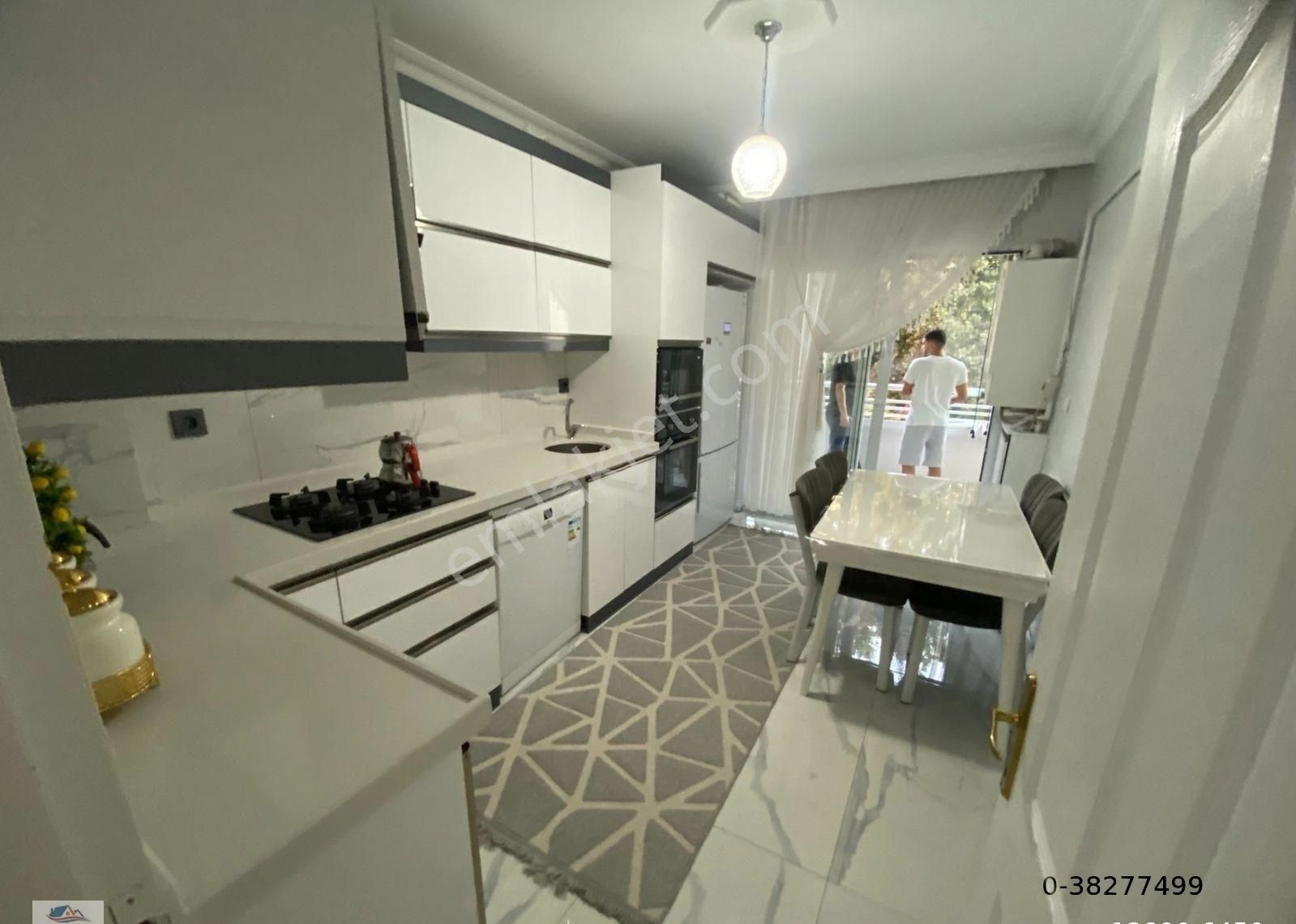 Piyade Mah. Site İçi 145 M2 Ultralüx Satılık 3+1 Daire