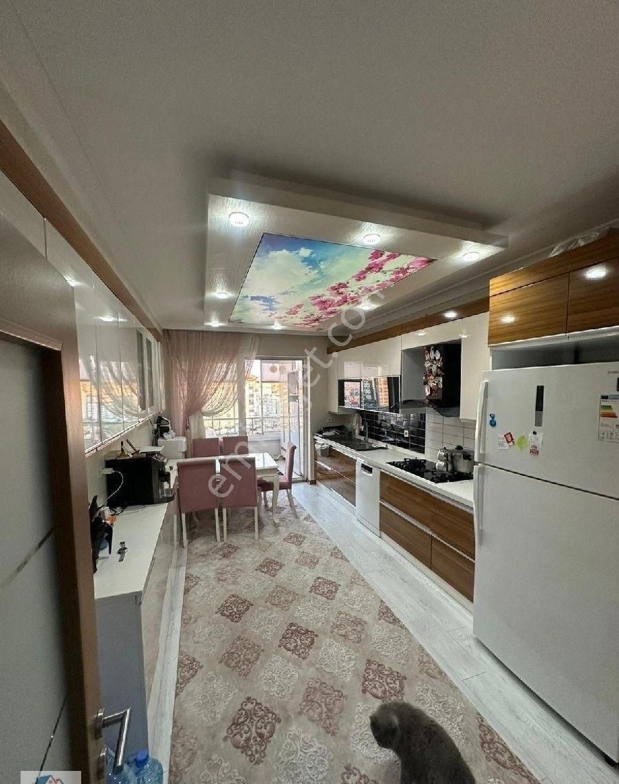 Ahimesut Mah. Sitede 179 M2 Full Yapılı Satılık Daire