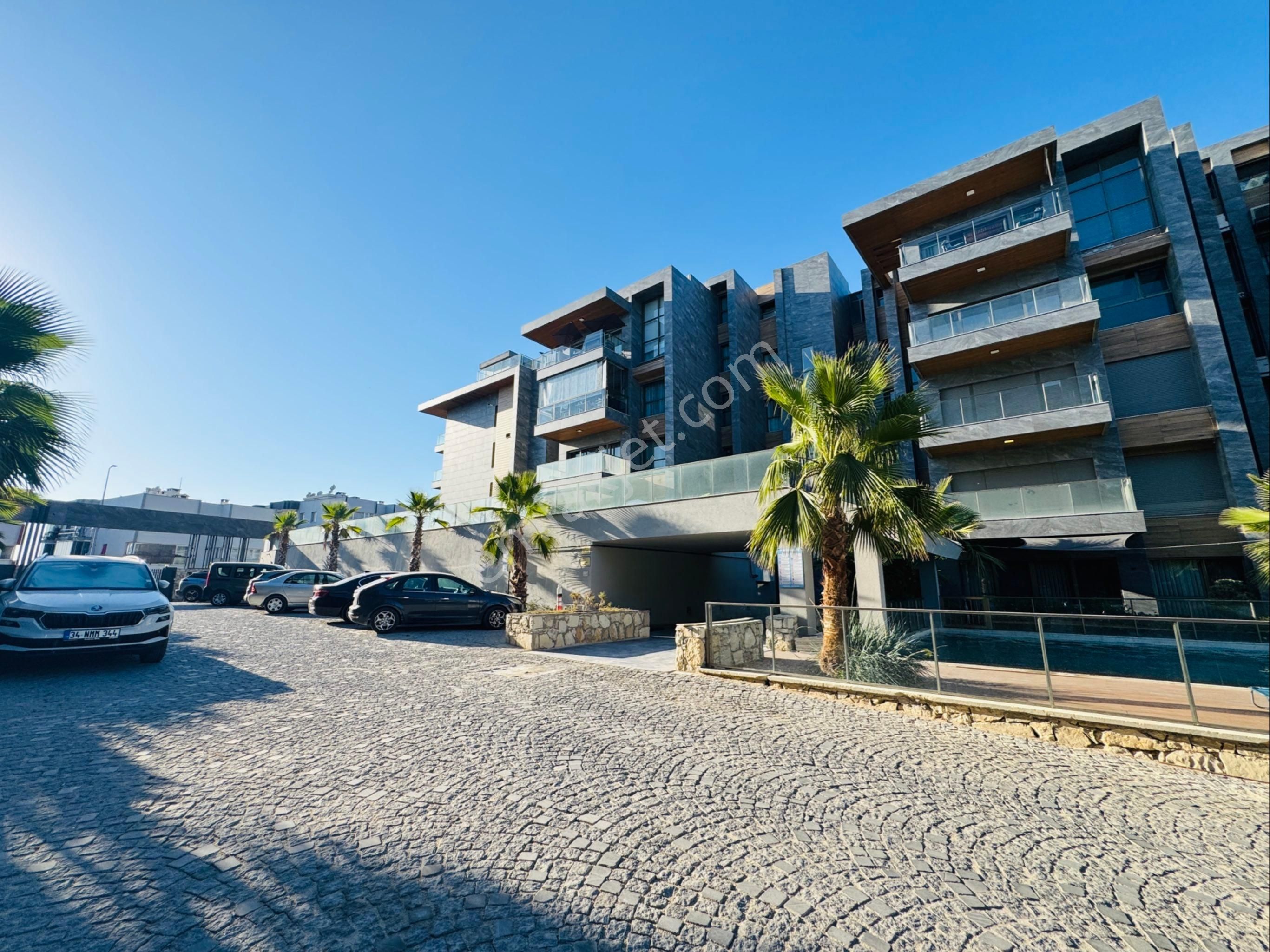 Kuşadası Ege Mahallesinde Havuzlu Satılık 2+1 Rezidans Daire - Görsel 29