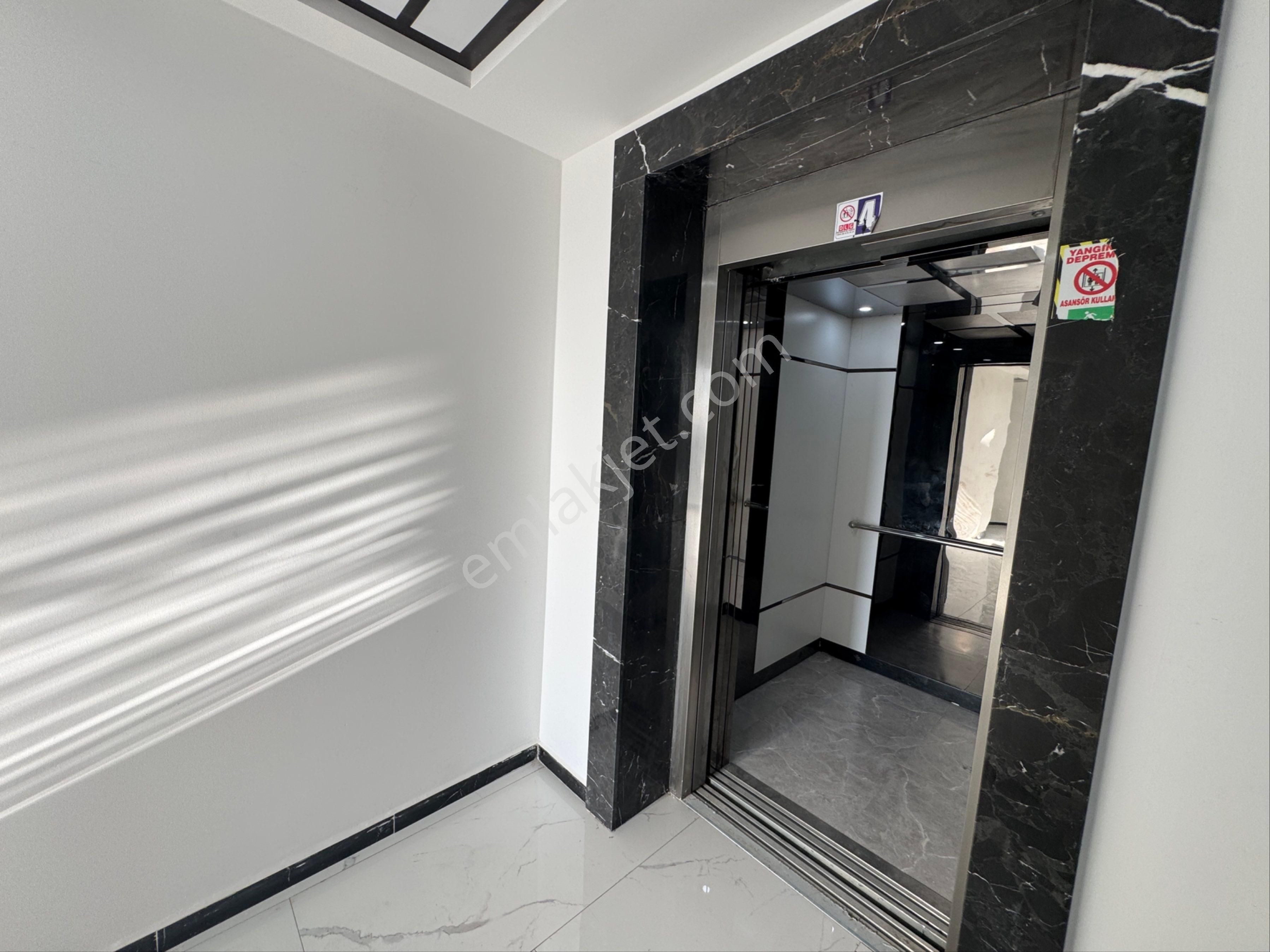 Kuşadası Ege Mahallesinde Havuzlu Satılık 2+1 Rezidans Daire - Görsel 32