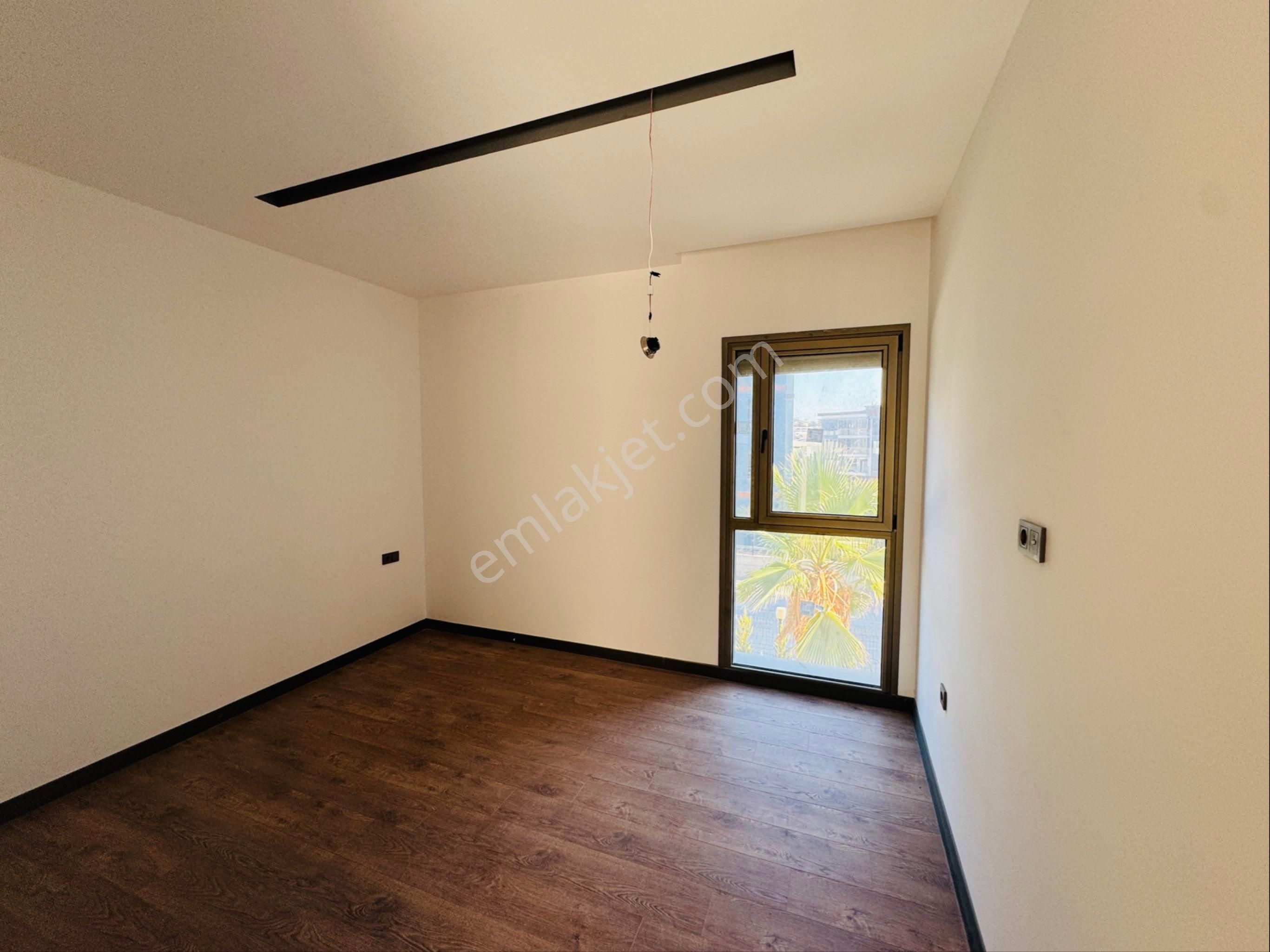 Kuşadası Ege Mahallesinde Havuzlu Satılık 2+1 Rezidans Daire - Görsel 15