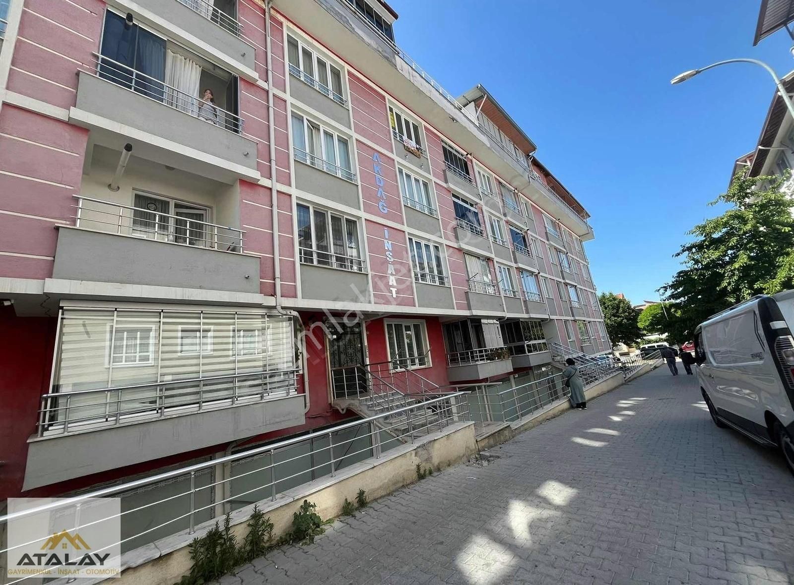 Atalay Gayrimenkul'den Çelebide 5+1 Satılık Dubleks