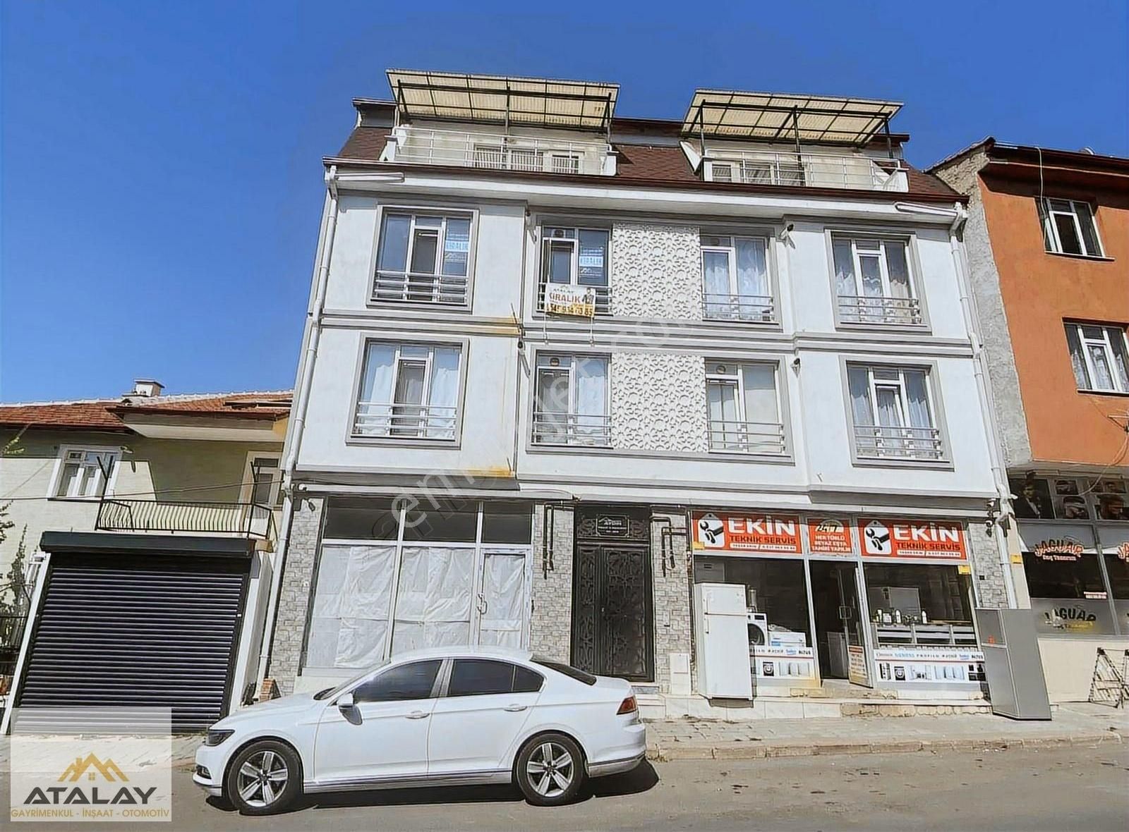 Atalay Gayrimenkul'den Yunusemre Mh 3+1 Cadde Üstü Kiralık Daire