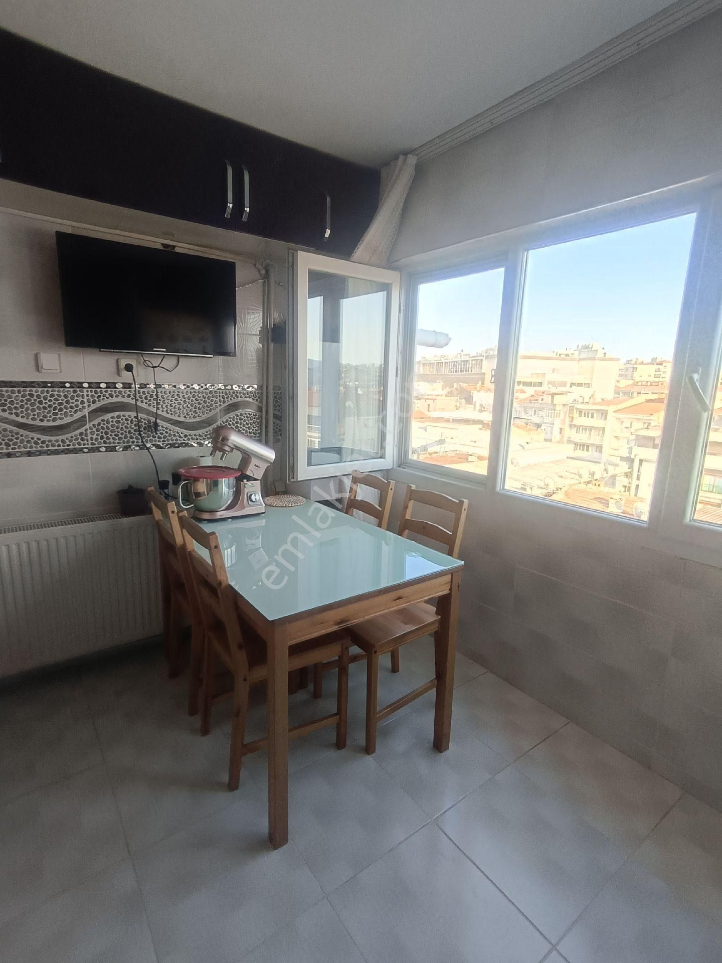 Güneşli Mahallesinde 2+1 Cadde Üzeri Satılık Daire - Görsel 4