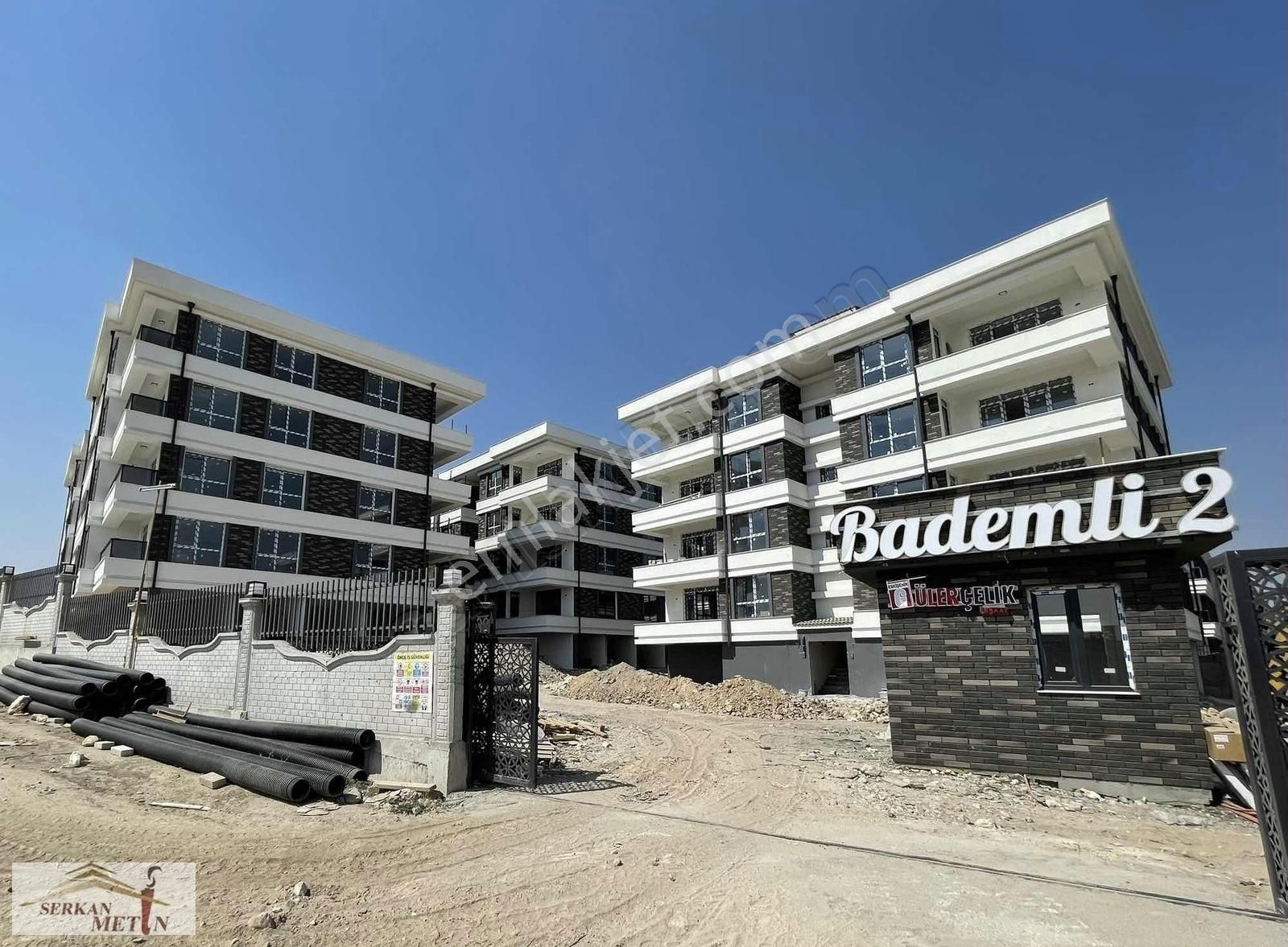 Serkan Metin'den Vadişehir Bademli 2 Sitesinde Lüks 3+1 Daire