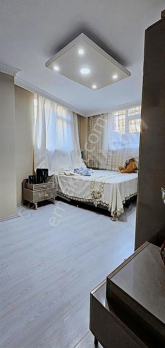 Arnavutköy Anadolu Mahallesi'nde Satılık 2+1 Daire