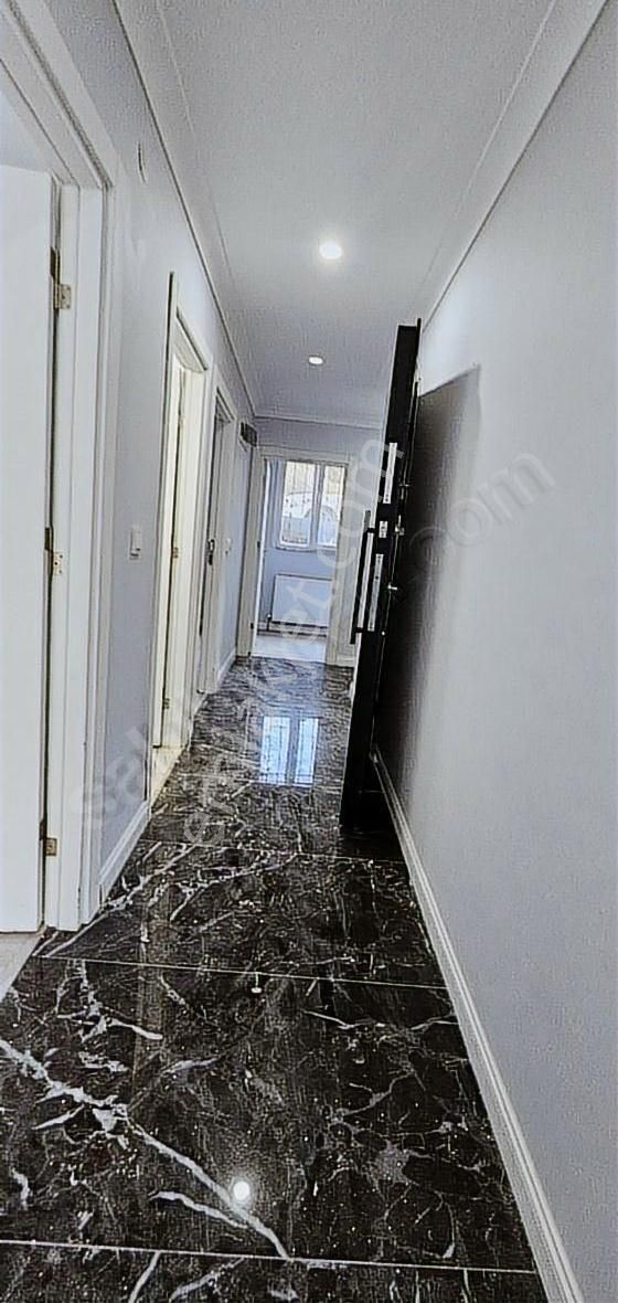 Arnavutköy İslambey Mahallesi'nde Satılık 3+1 Daire