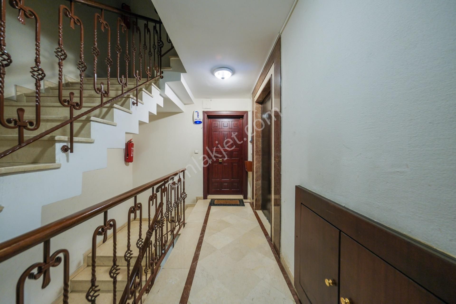 Satılık Beşiktaş 232 M² Ara Kat Caniko Sitesi Kız Kulesi Manzaralı - Görsel 28