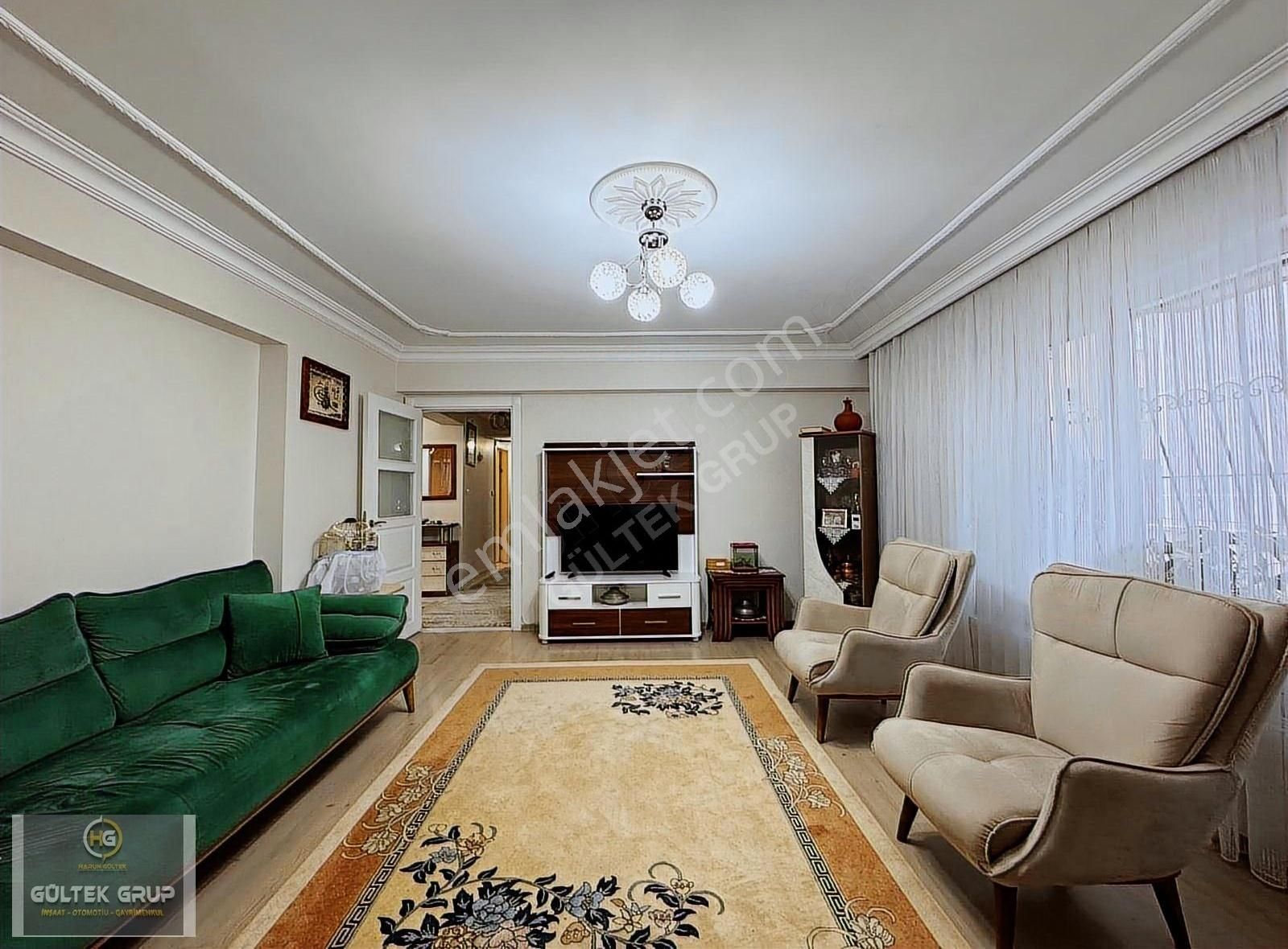 Gültek'ten Kuşcağız'da Cadde Üzeri Tertemiz 3+1 Geniş M2 Daire!!
