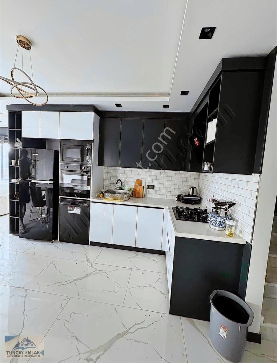 Alanya'da İncekum Da Müstakil Havuzlu Deniz Manzaralı Eşyalı - Görsel 3