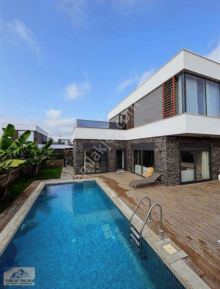 Alanya'da İncekum Da Müstakil Havuzlu Deniz Manzaralı Eşyalı - Görsel 10