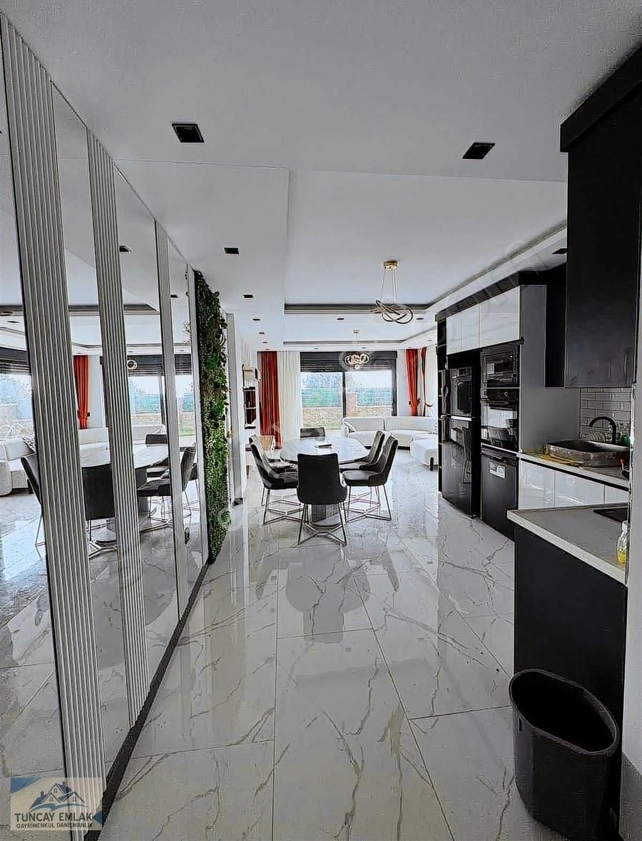 Alanya'da İncekum Da Müstakil Havuzlu Deniz Manzaralı Eşyalı - Görsel 15