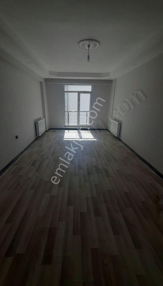 Kiralık 2+1 Sıfır Daire | Şehitler Mah. | Batı Cephe & K Otopark