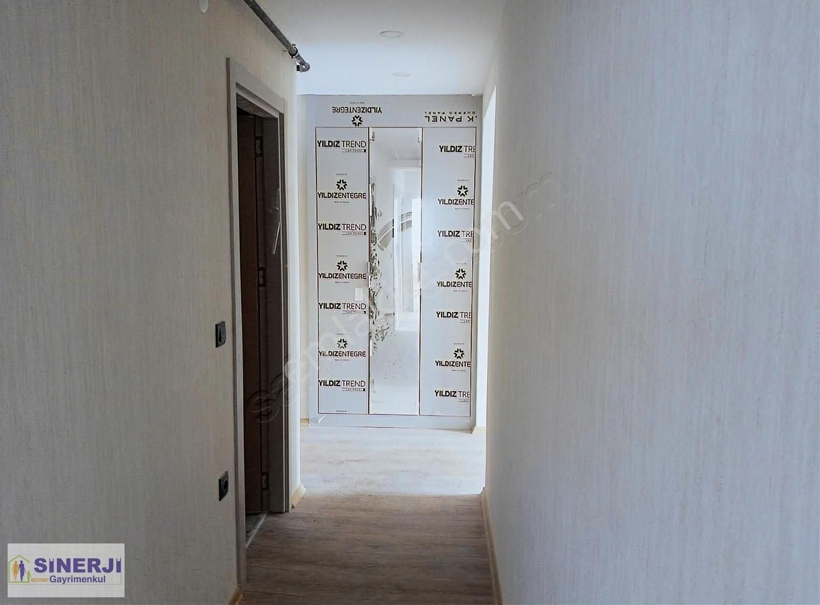 Sinerji'den Ona 233 Sitesinde Kiralık 3+1 Ara Kat