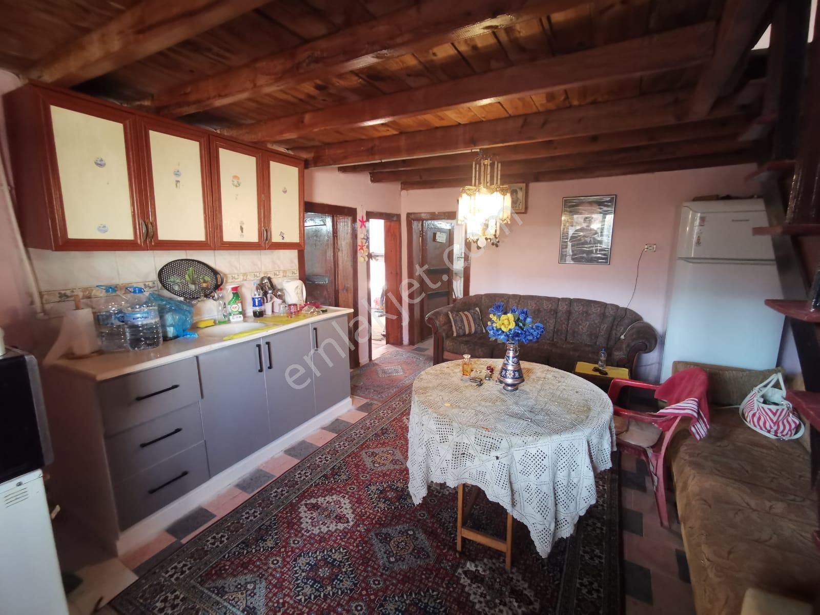 Ayvacık Söğütlü Köyü'nde Bahçeli, Müstakil Taş Ev - Görsel 5